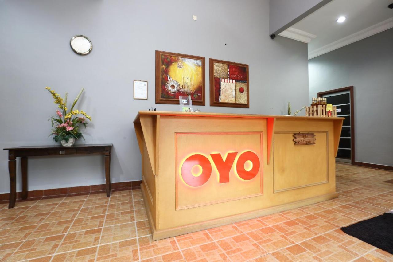 קואלה טרנגאנו Oyo 89523 Villa Sri Mayang מראה חיצוני תמונה